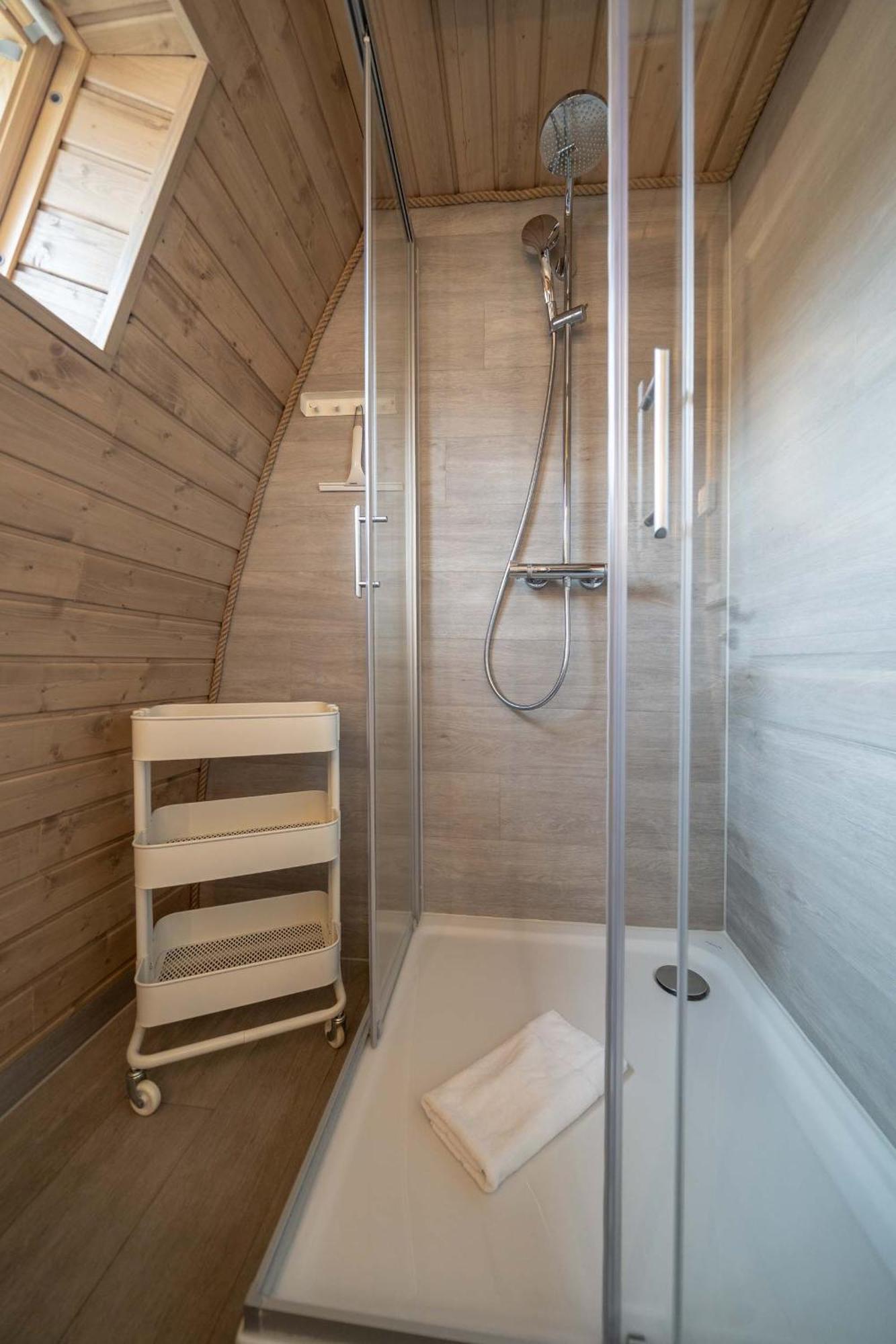 Lieblingsplatz Parey - Schwimmendes Seehotel Habitación foto